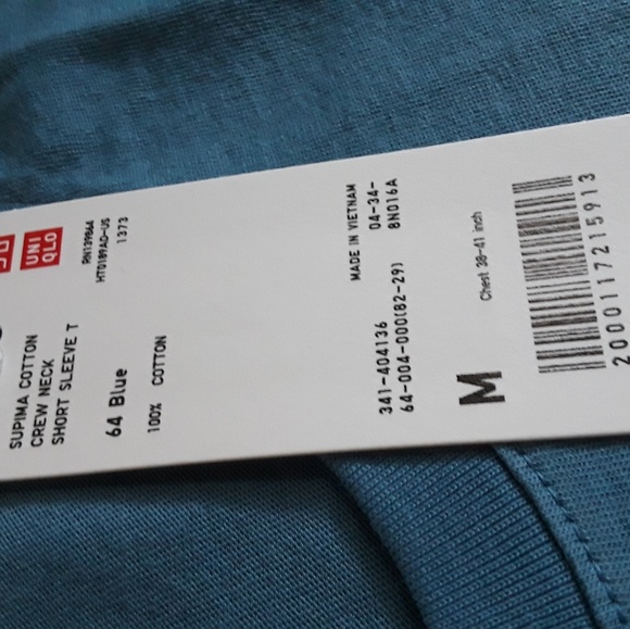 Uniqlo Tshirts - Picture 3 of 6